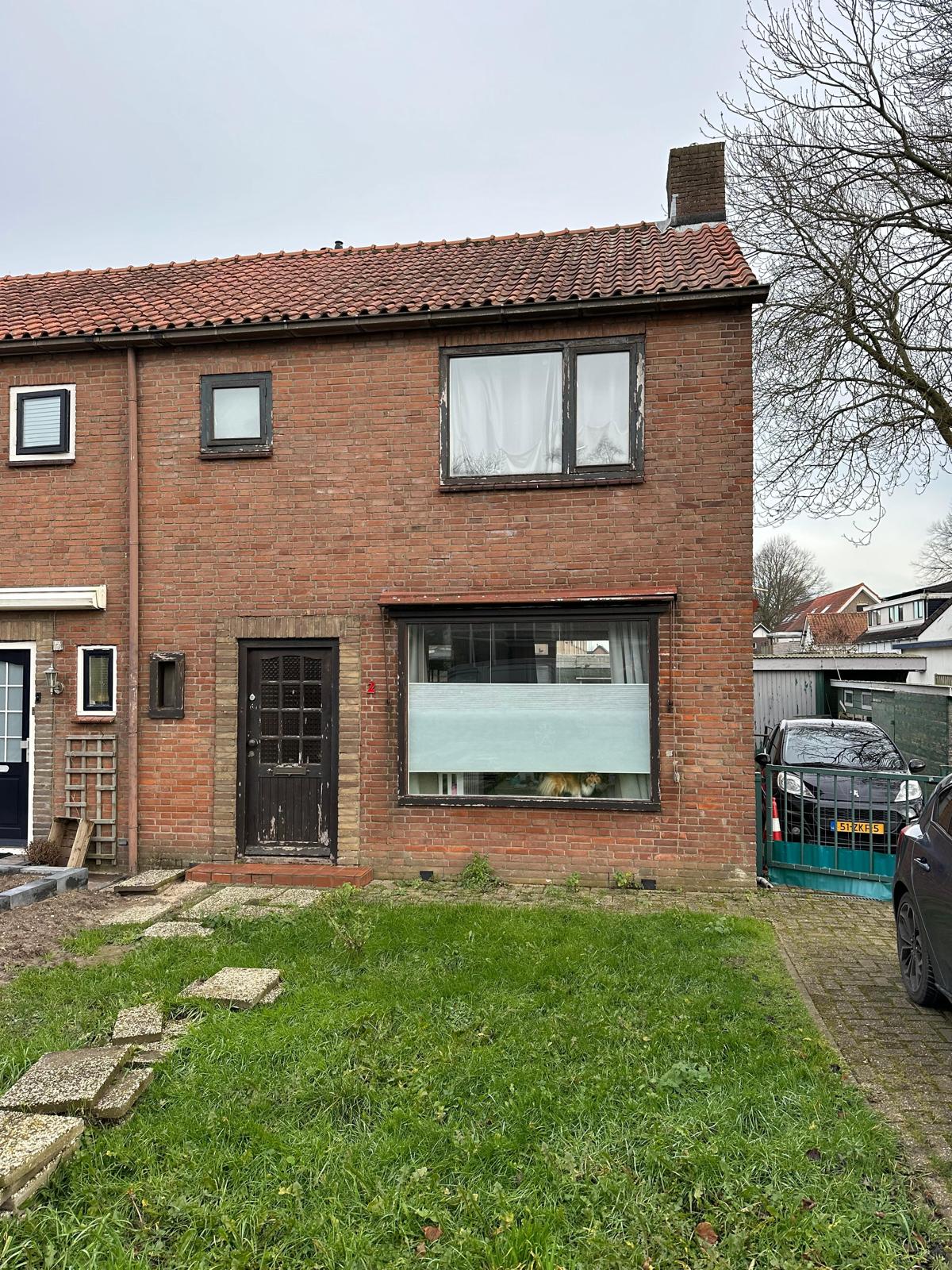 Voorzijde-woning-vóór/voor-aanvang-werkzaamheden